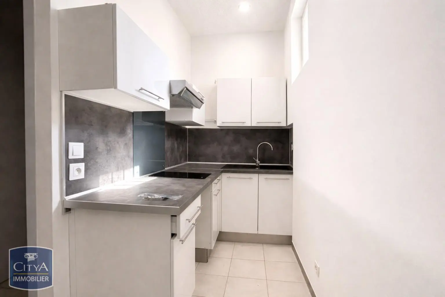 Photo 3 Appartement 1 pièce 18.56m²