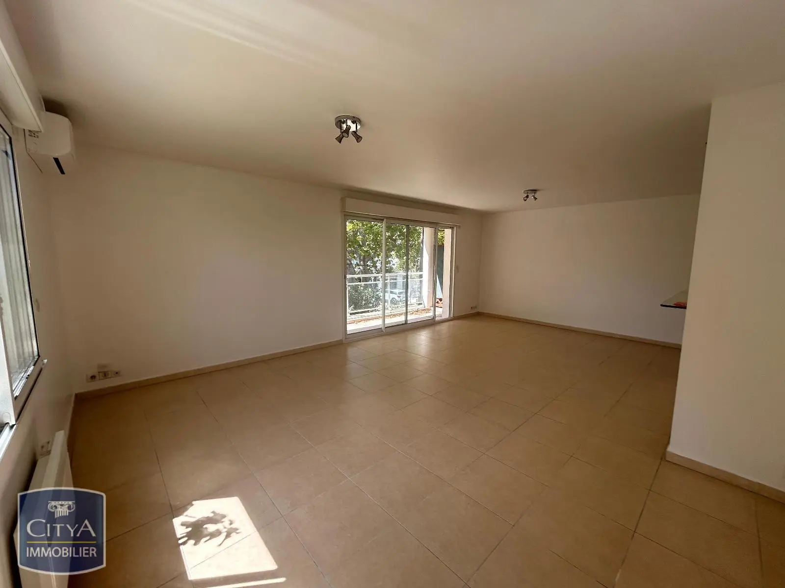 Photo 2 Appartement 78.98m²