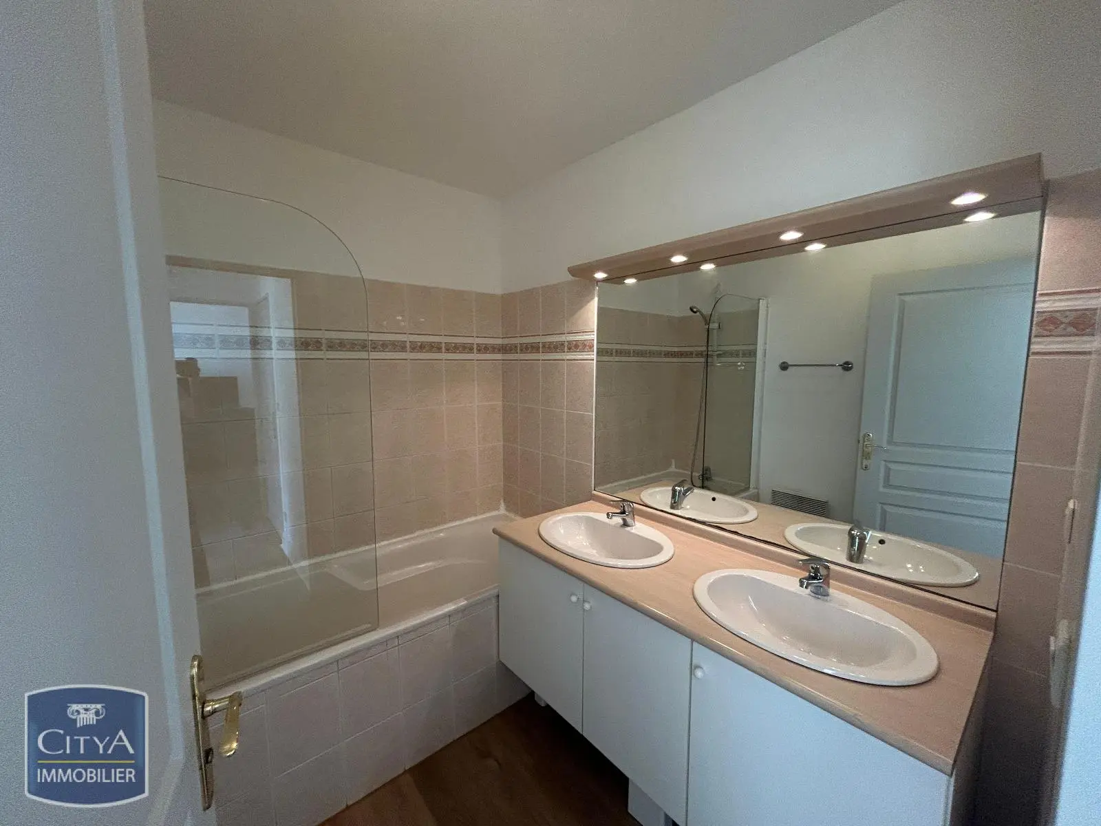 Photo 6 Appartement 3 pièces 64m²