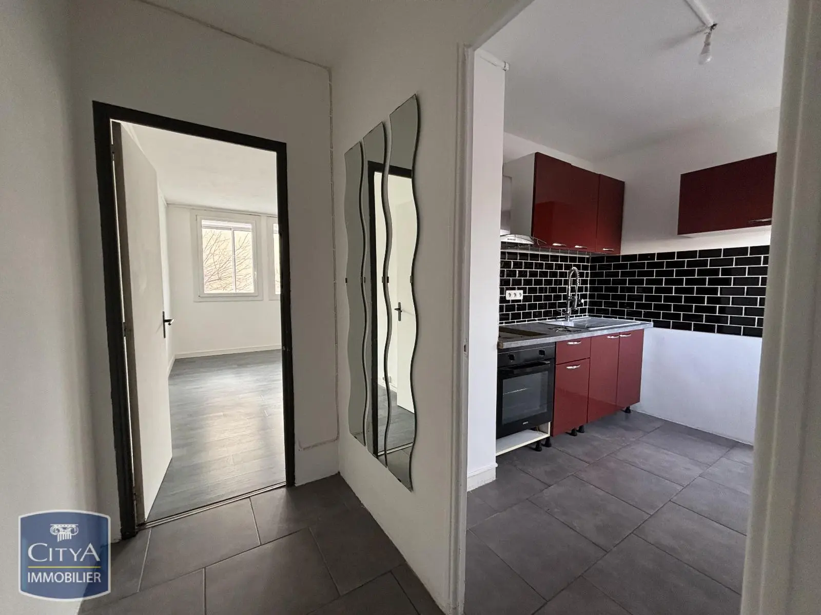 Photo 1 Appartement 4 pièces 65.56m²