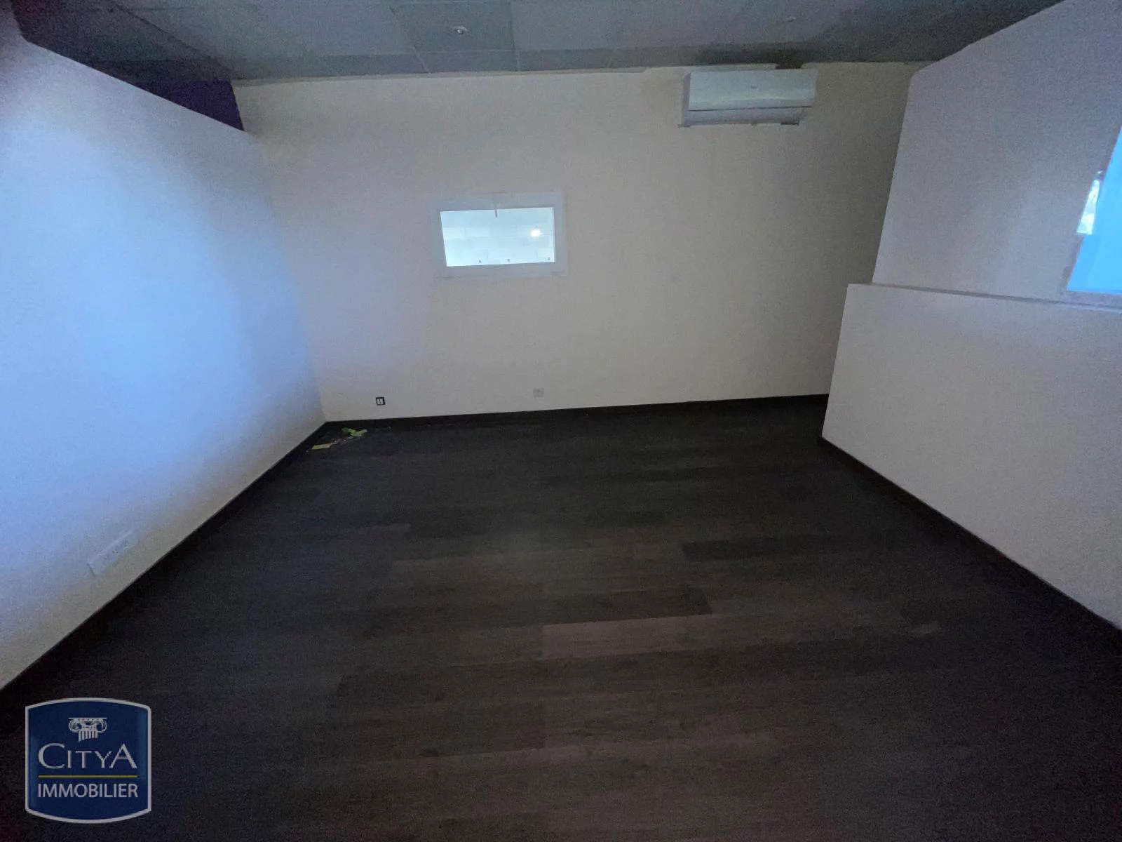 Photo 10 Local Commercial 174.71m²