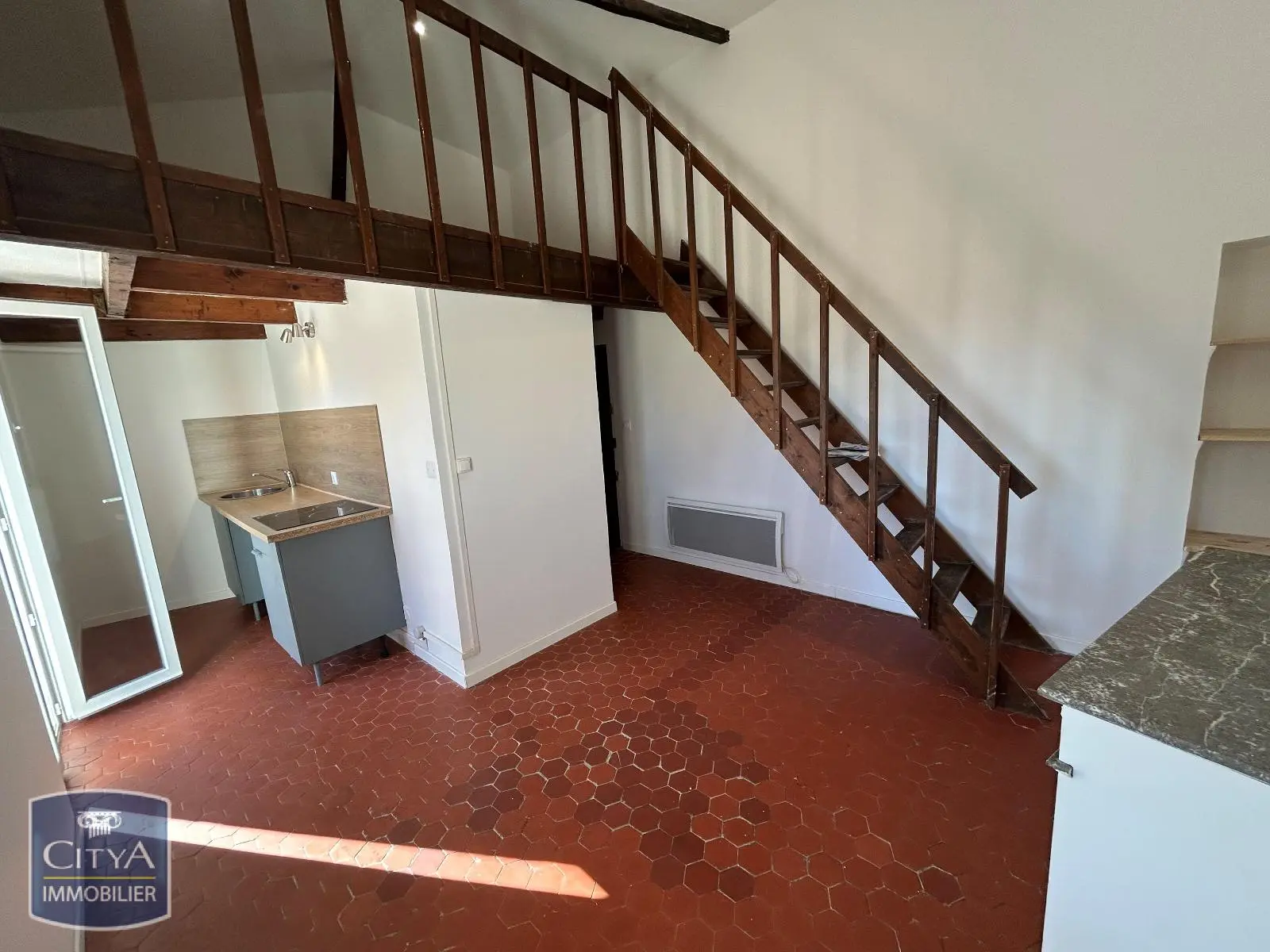 Photo 1 Appartement 1 pièce 24.65m²