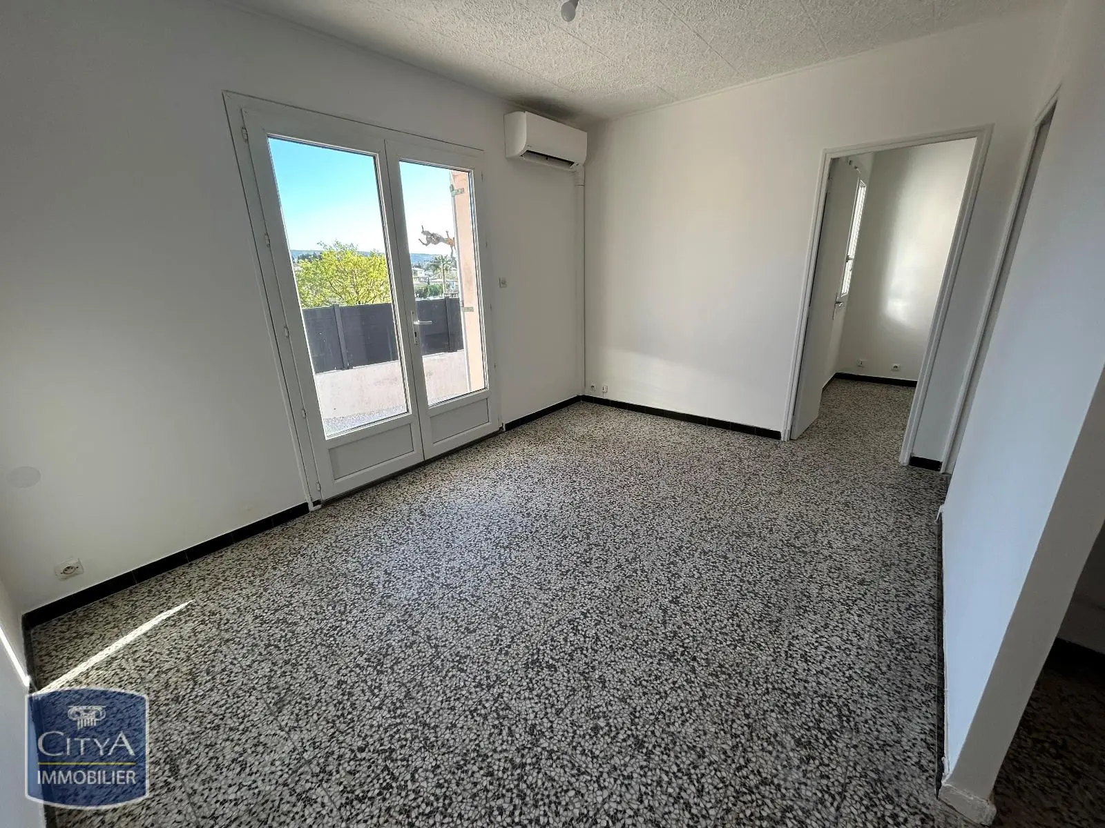 Photo 2 Appartement 2 pièces 31.09m²