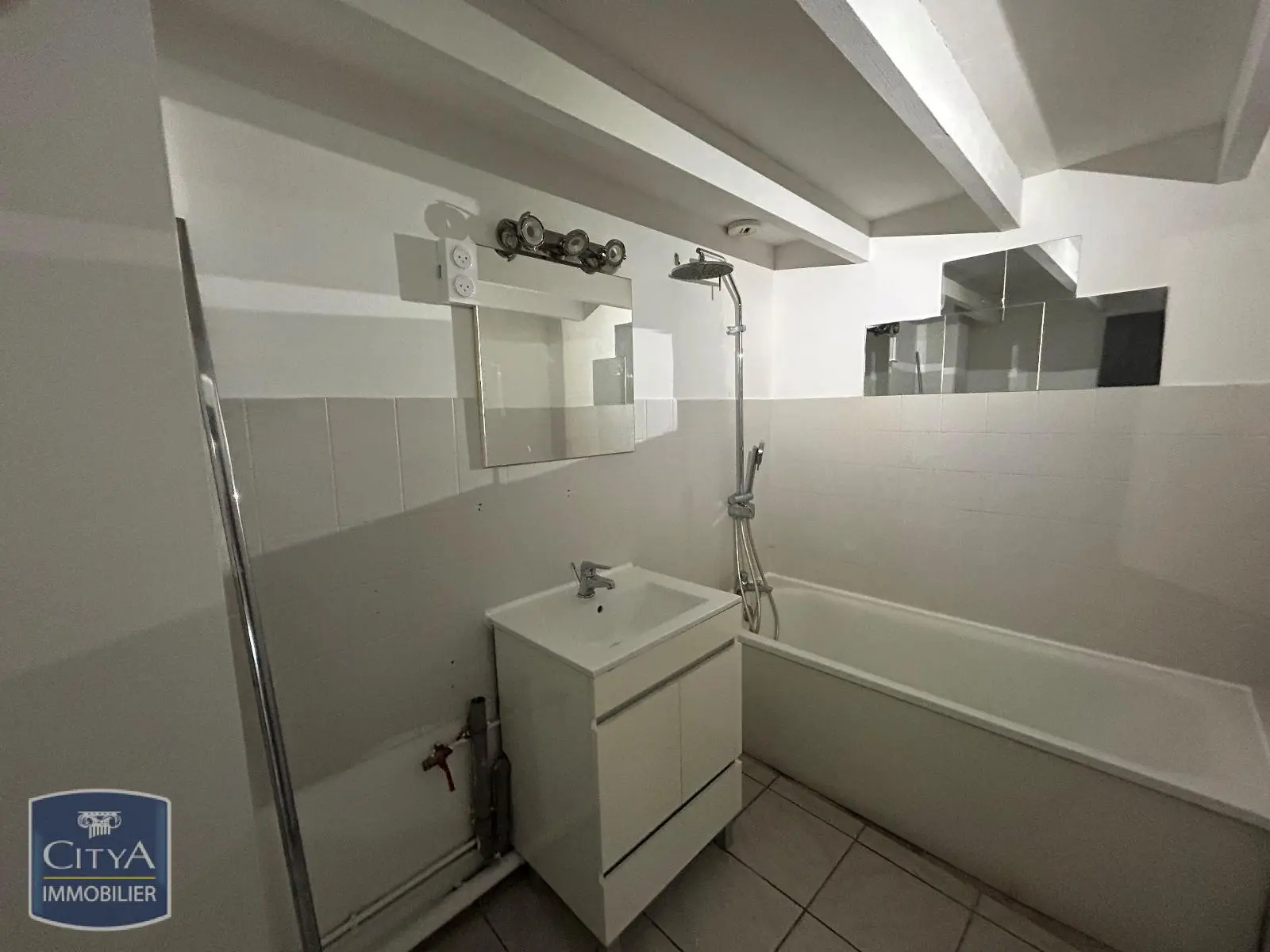 Photo 3 Appartement 1 pièce 31.11m²