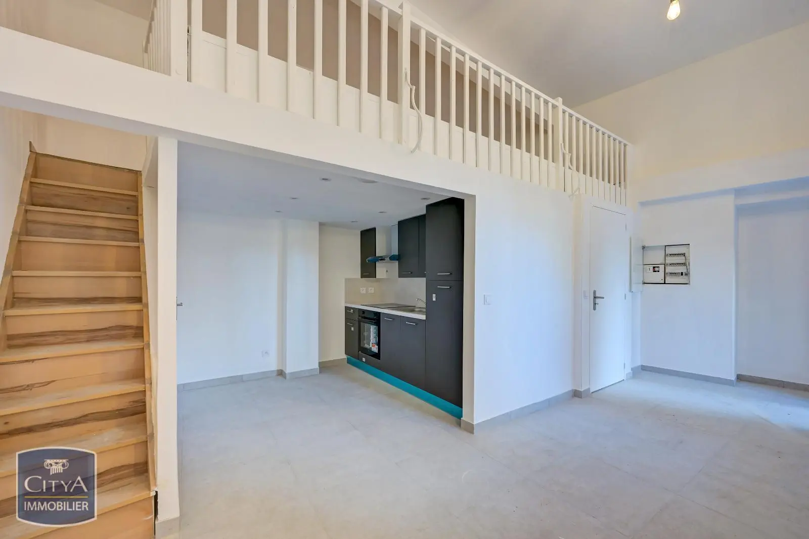 Photo 1 Appartement 1 pièce 35.51m²