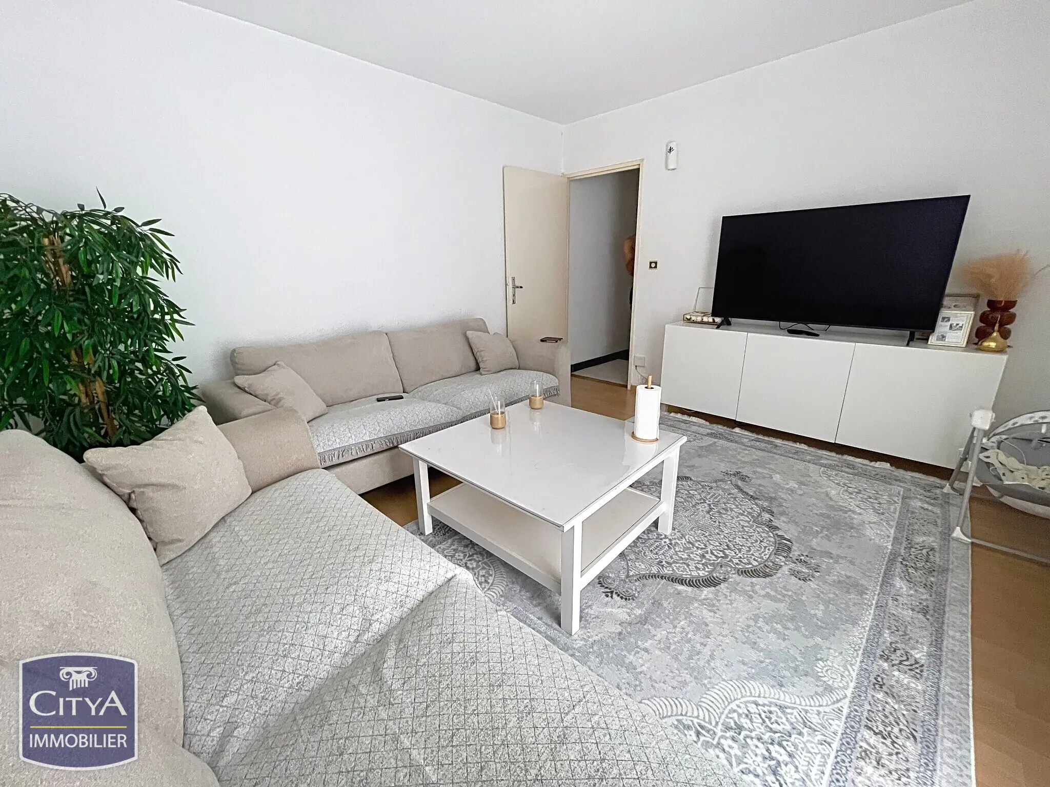 Photo 2 Appartement 2 pièces 49m²