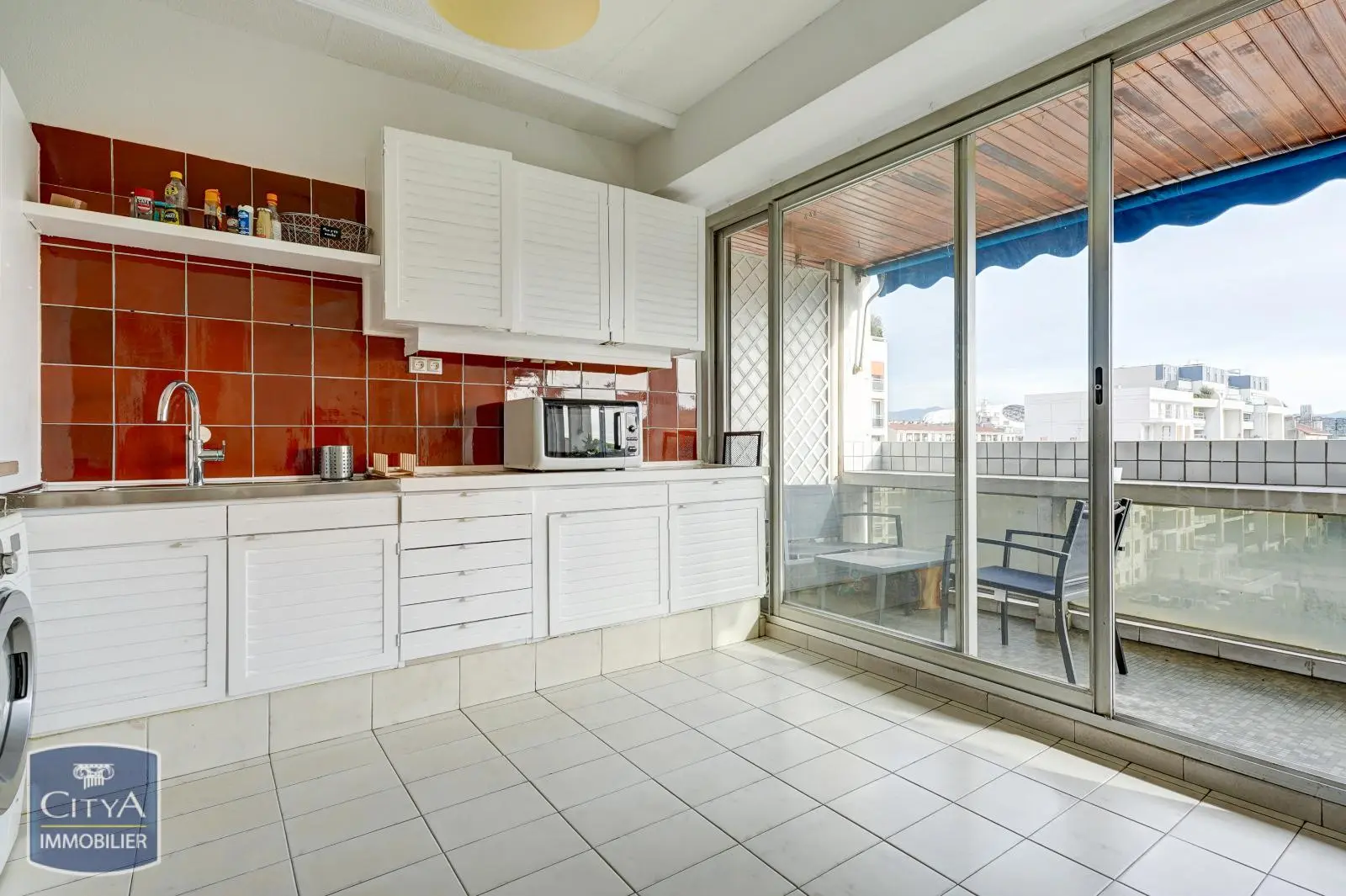 Photo 12 Appartement 1 pièce 47.88m²