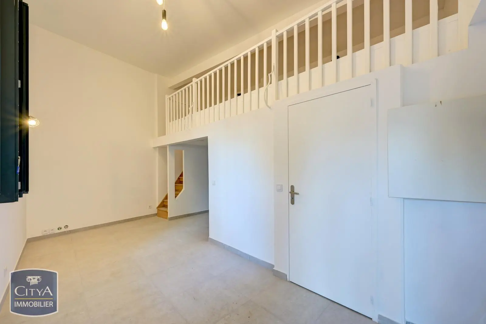 Photo 1 Appartement 1 pièce 35.51m²