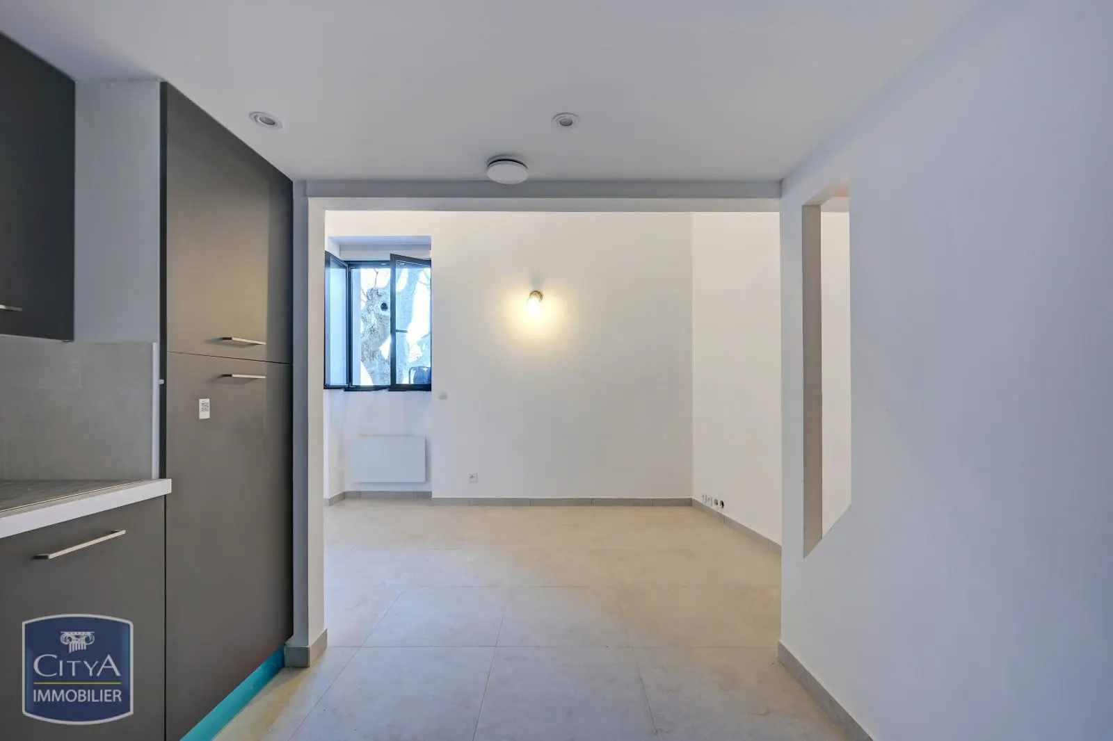 Photo 10 Appartement 1 pièce 35.51m²