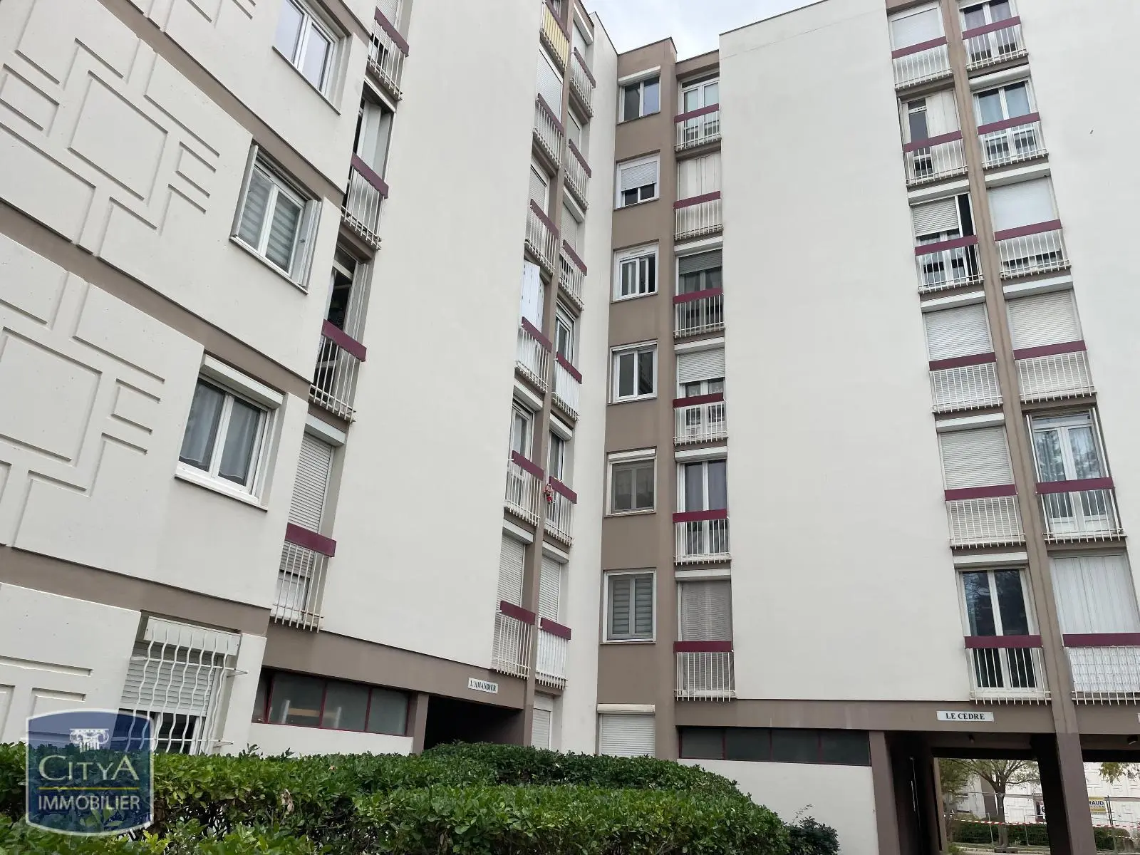 Photo 2 Appartement 3 pièces 77m²