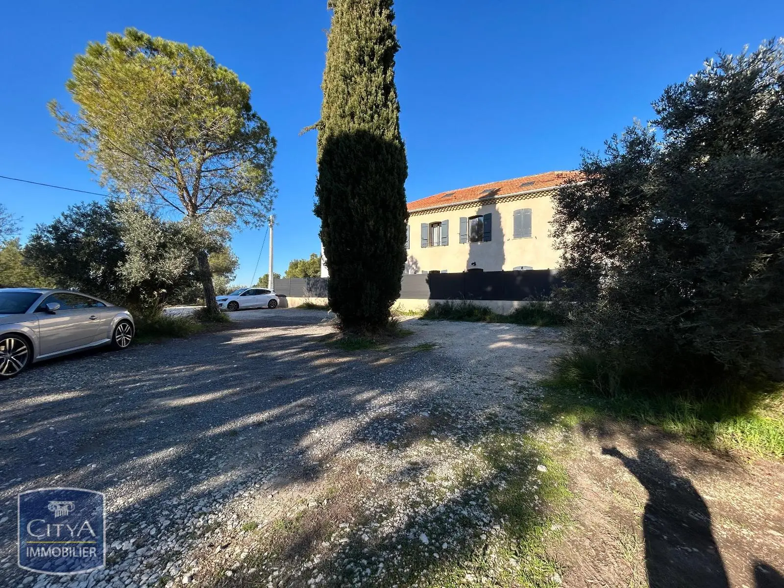 Photo 3 Terrain 325m²