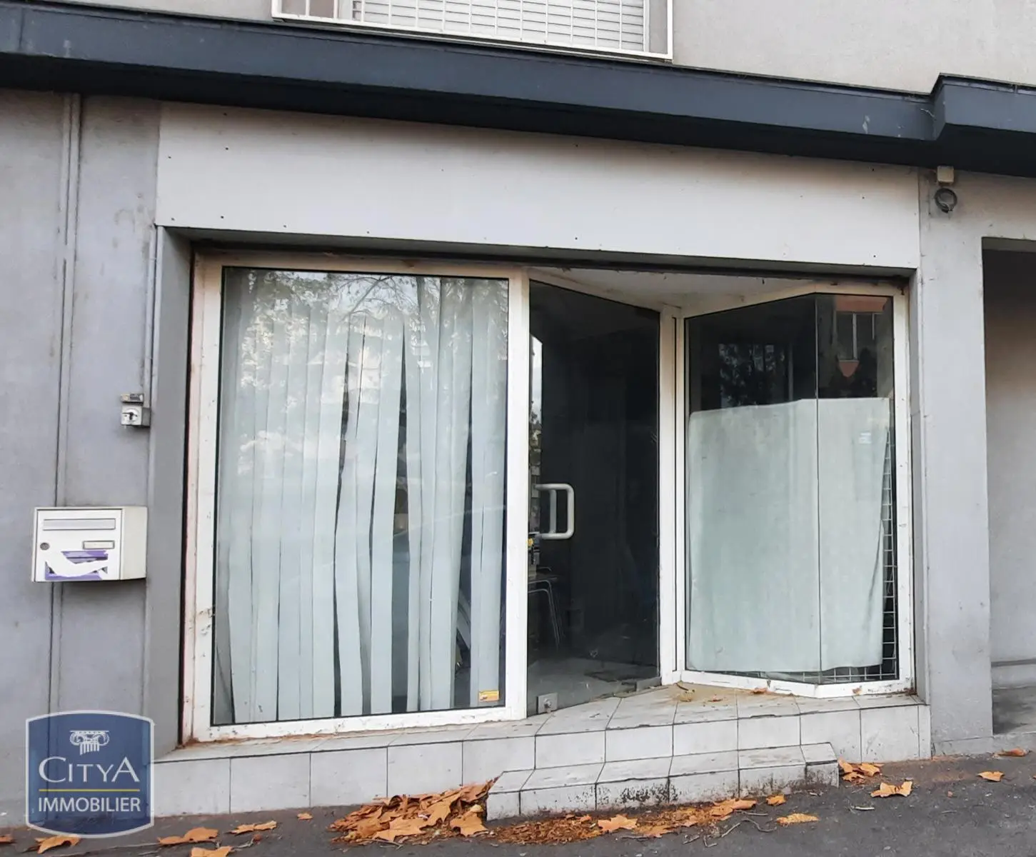 Photo 1 Local Commercial 80m²