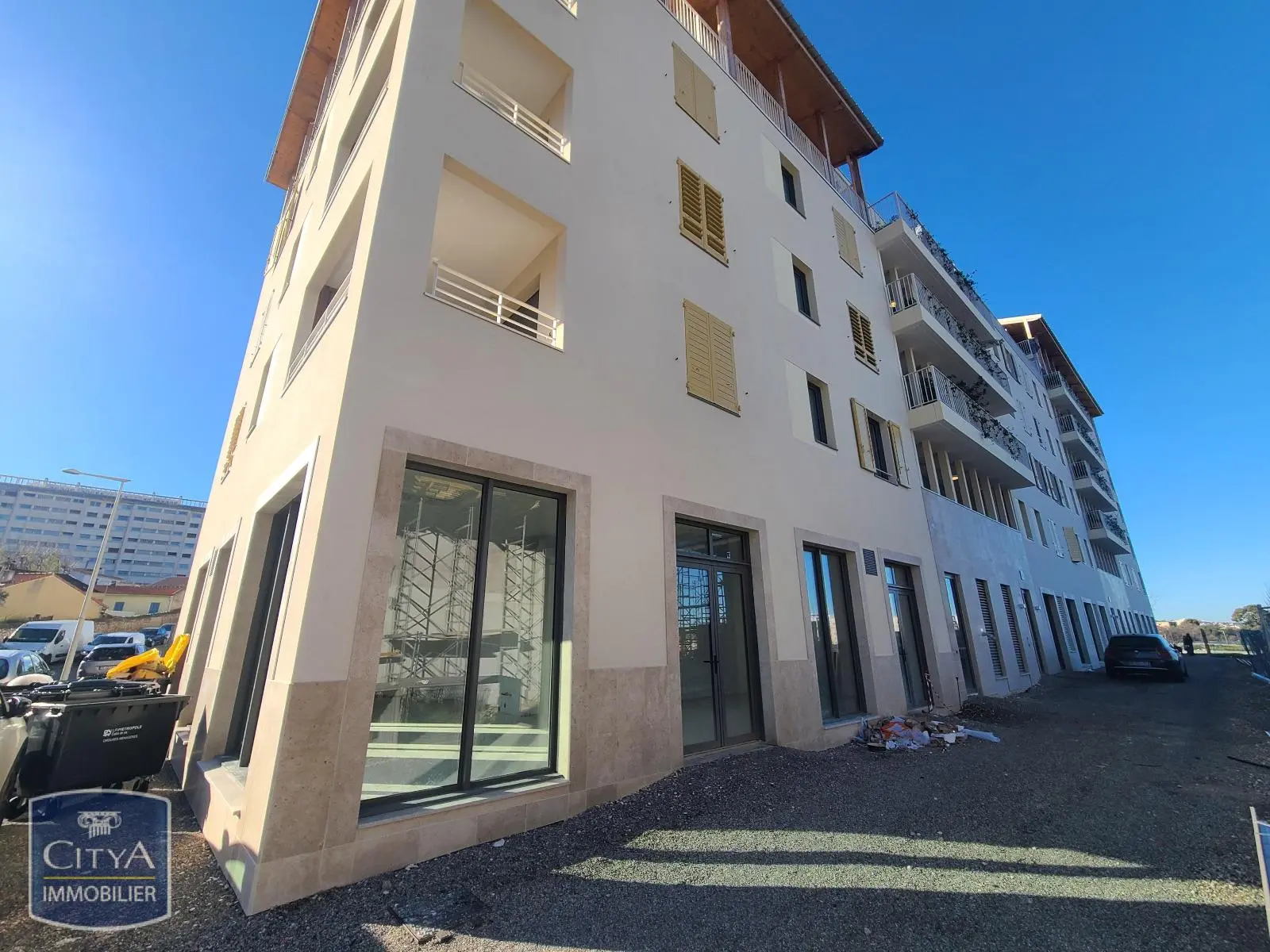 Photo 1 Local Commercial 92.59m²