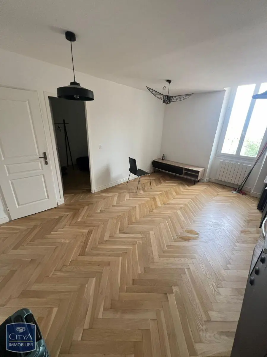 Photo 3 Appartement 2 pièces 31.77m²