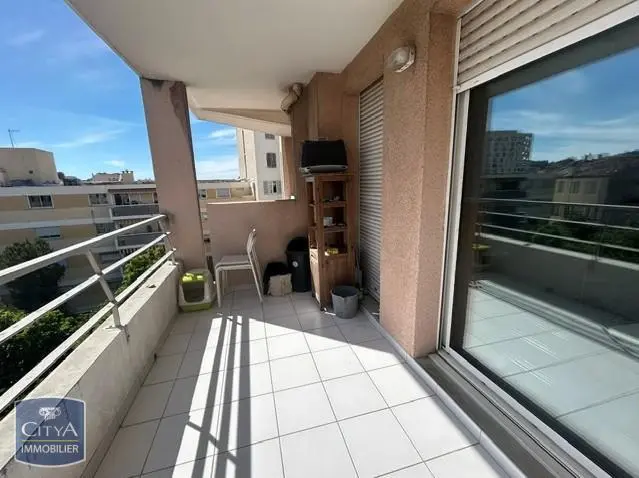 Photo 1 Appartement 1 pièce 31m²