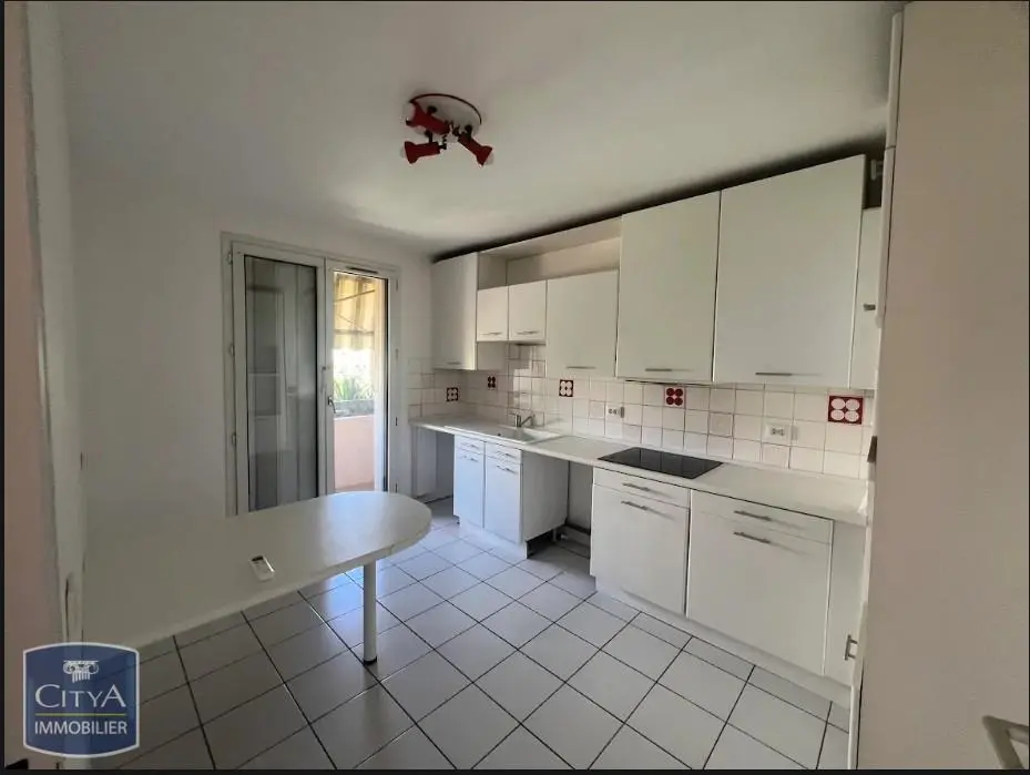 Photo 8 Appartement 4 pièces 100m²