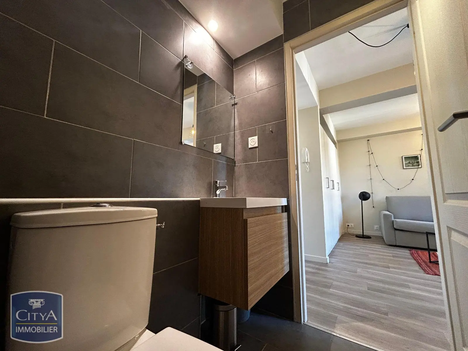 Photo 8 Appartement 1 pièce 25.1m²