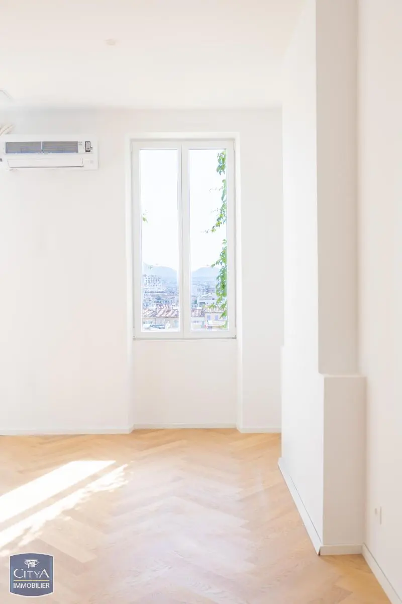 Photo 2 appartement Marseille 6e Arrondissement