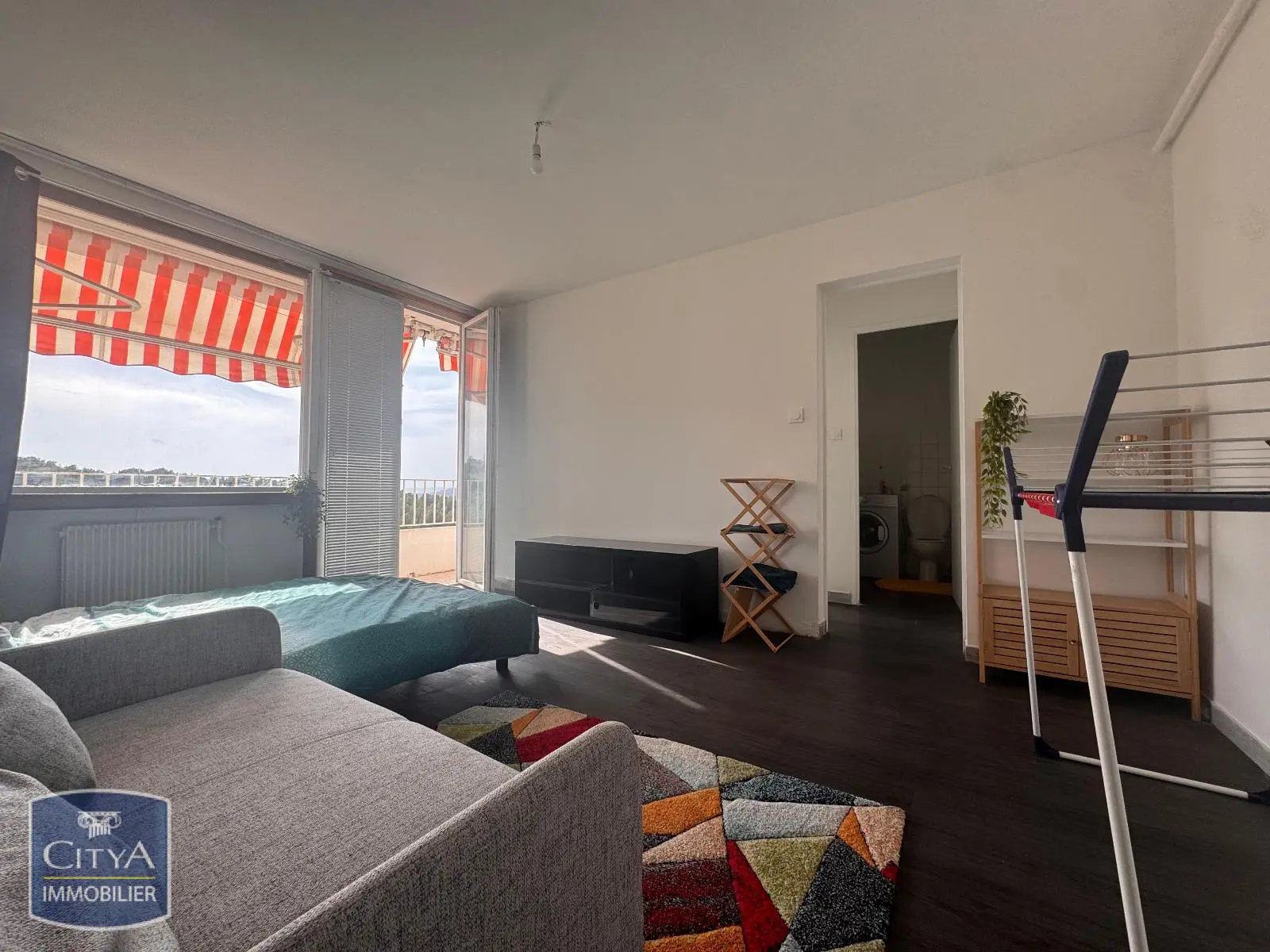 Photo 3 Appartement 1 pièce 28.18m²