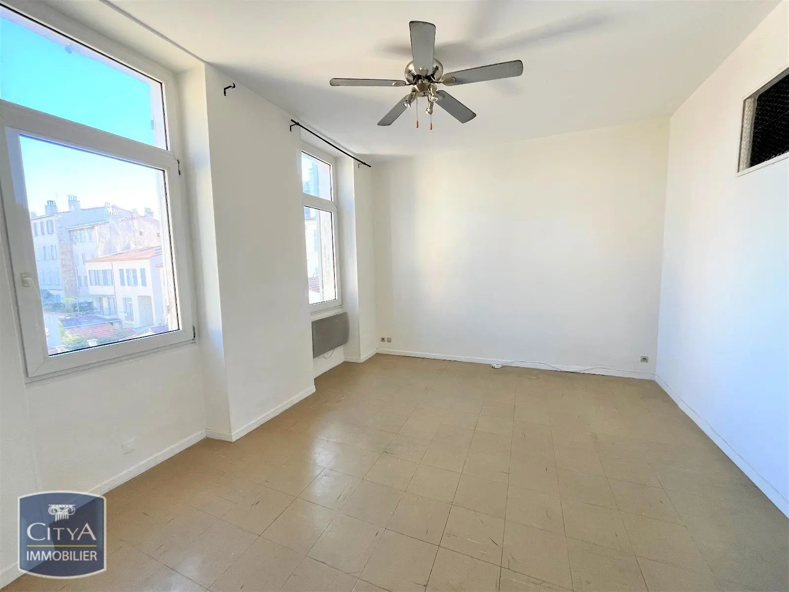 Photo 1 Appartement 1 pièce 35.01m²