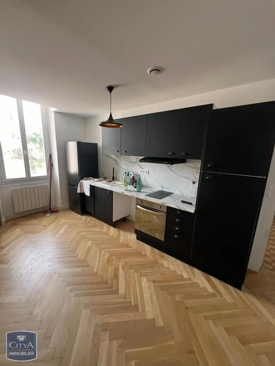 Photo 1 Appartement 2 pièces 31.77m²