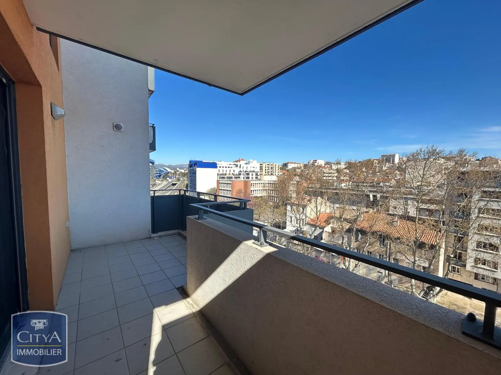 Photo 1 Appartement 1 pièce 26.42m²