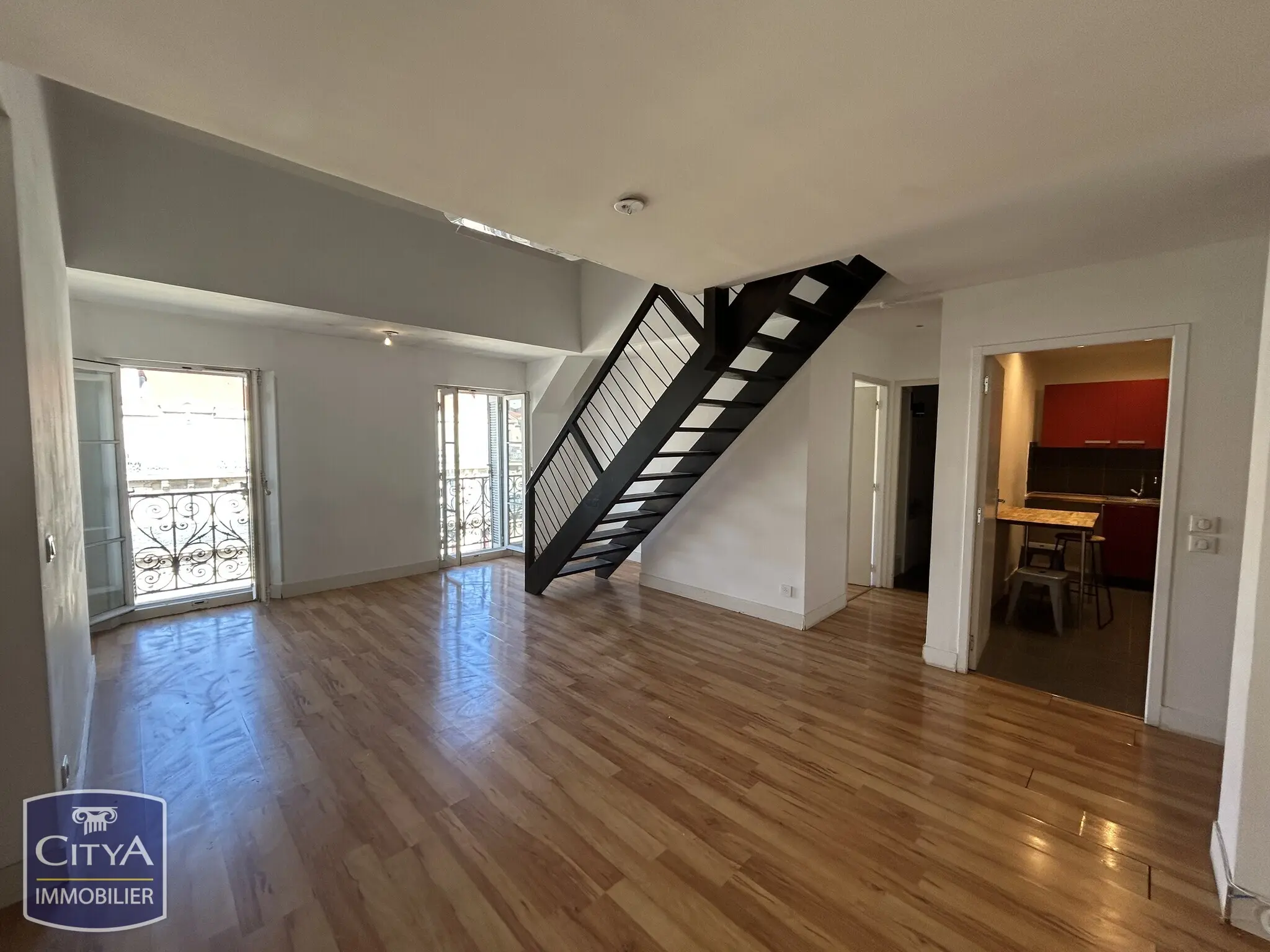 Photo 2 Appartement 4 pièces 80m²