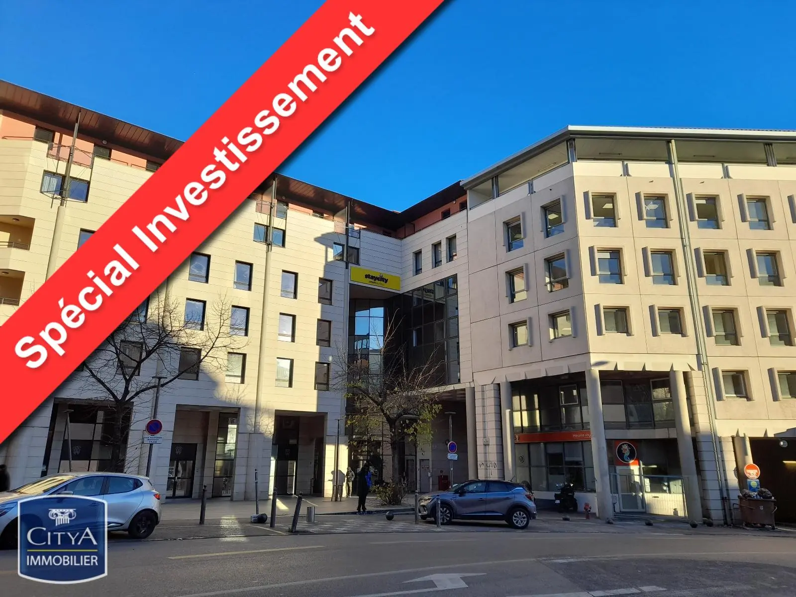 Photo 2 Appartement 1 pièce 27m²