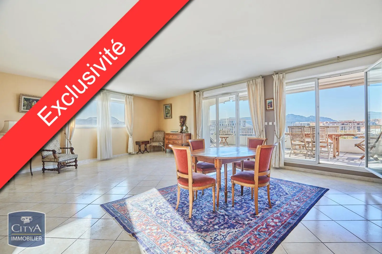 Photo 1 Appartement 4 pièces 126m²