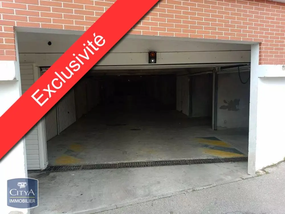 Photo 1 Parking 15m²