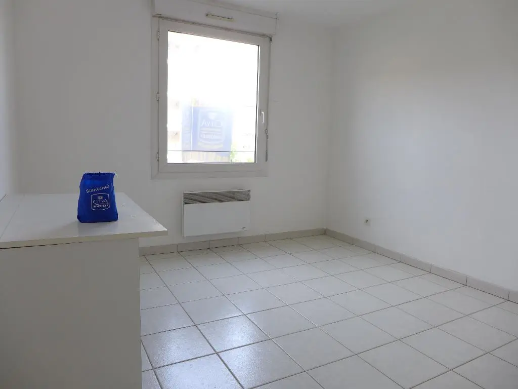 Photo 1 Appartement 1 pièce 19m²