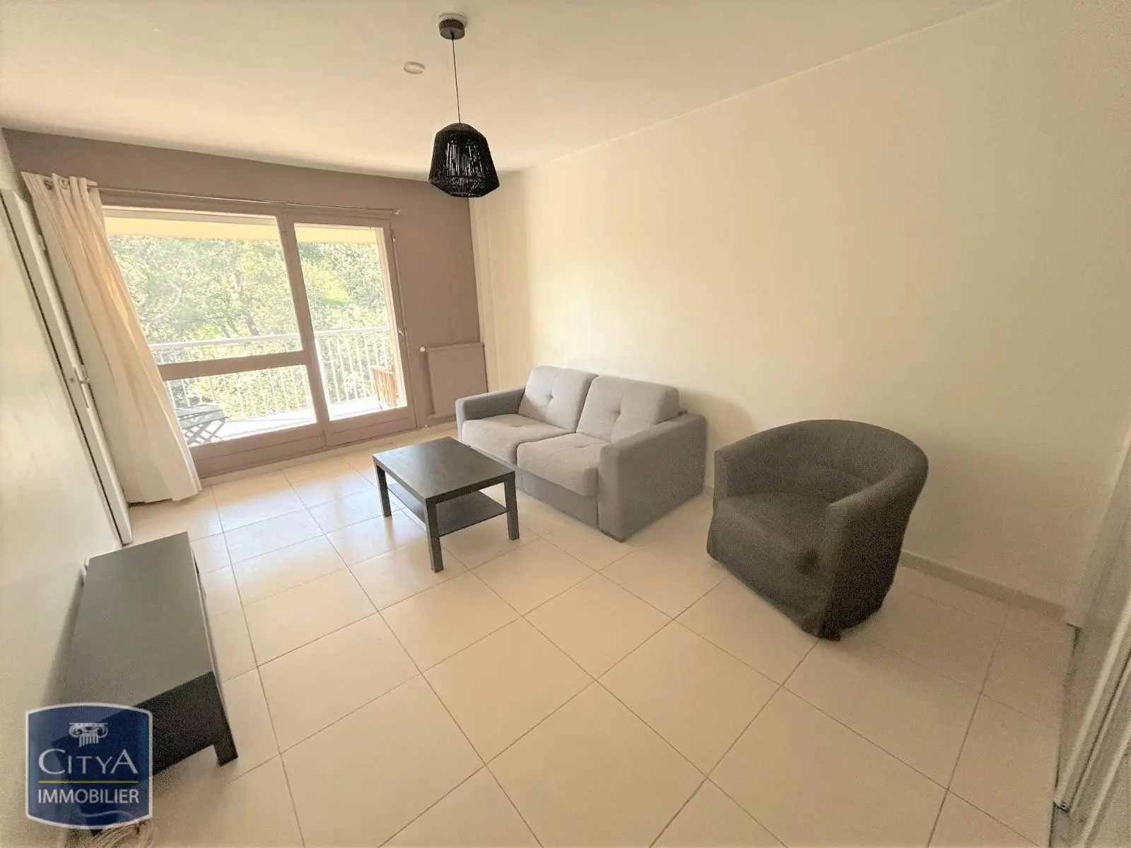 Photo 1 Appartement 1 pièce 26.66m²