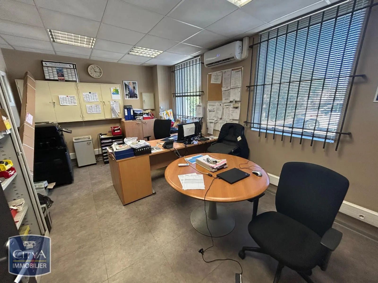 Photo 4 Local Commercial