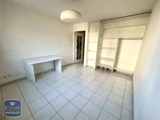 Photo 1 Appartement 1 pièce 19m²
