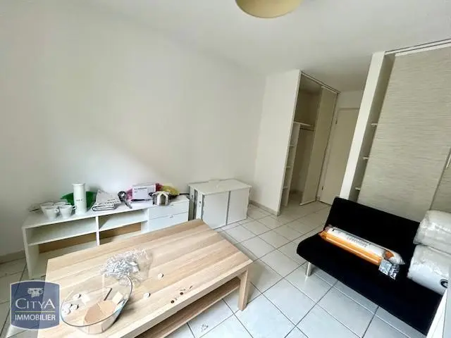 Photo 1 Appartement 1 pièce 30.76m²