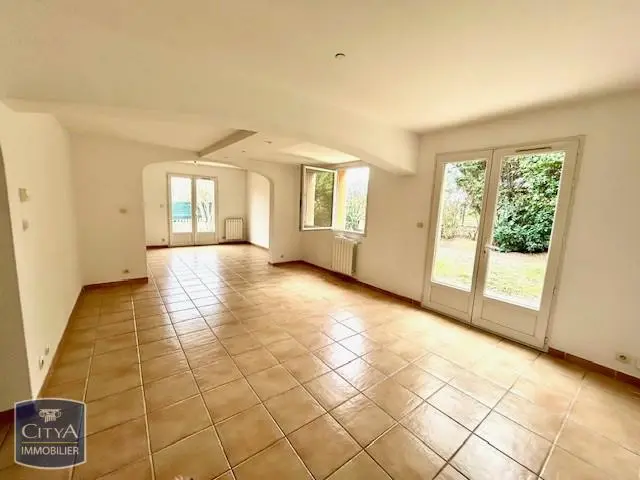 Photo 1 Maison 5 pièces 116.55m²