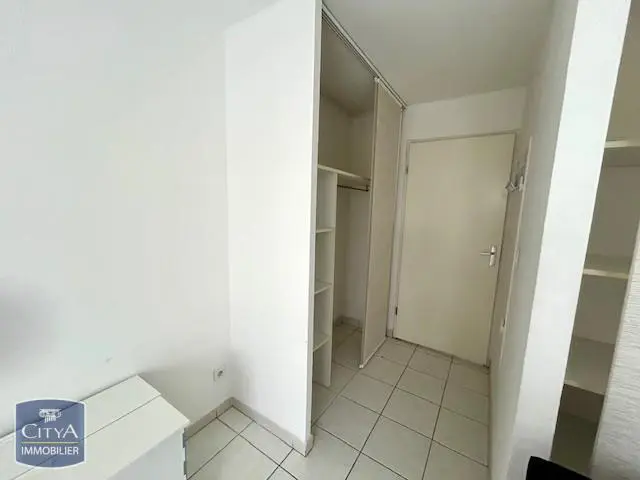Photo 4 Appartement 1 pièce 30.76m²