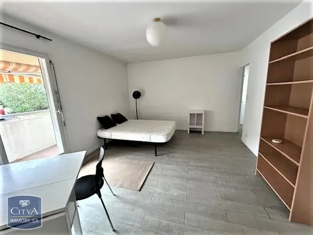 Photo 1 Appartement 1 pièce 28.6m²