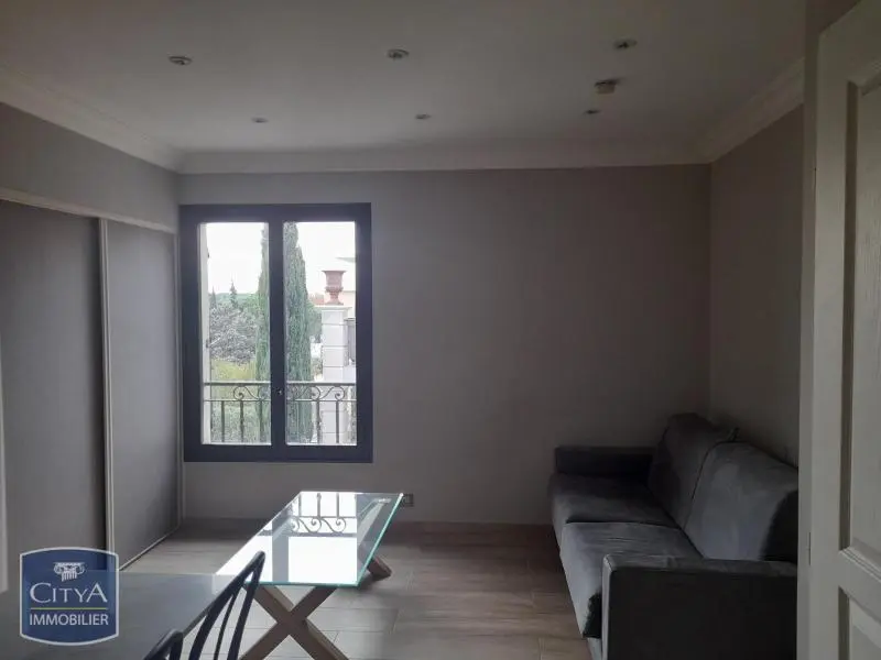 Photo 1 Appartement 1 pièce 18.12m²