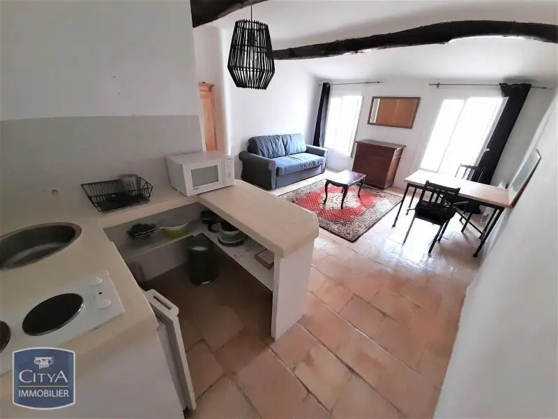 Photo 1 Appartement 1 pièce 23.51m²