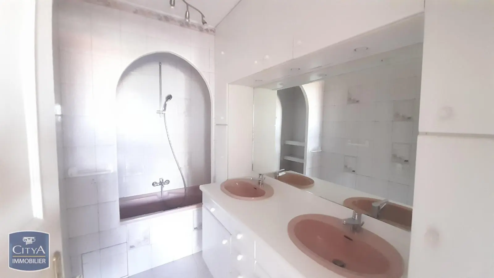 Photo 11 Appartement 3 pièces 69.53m²