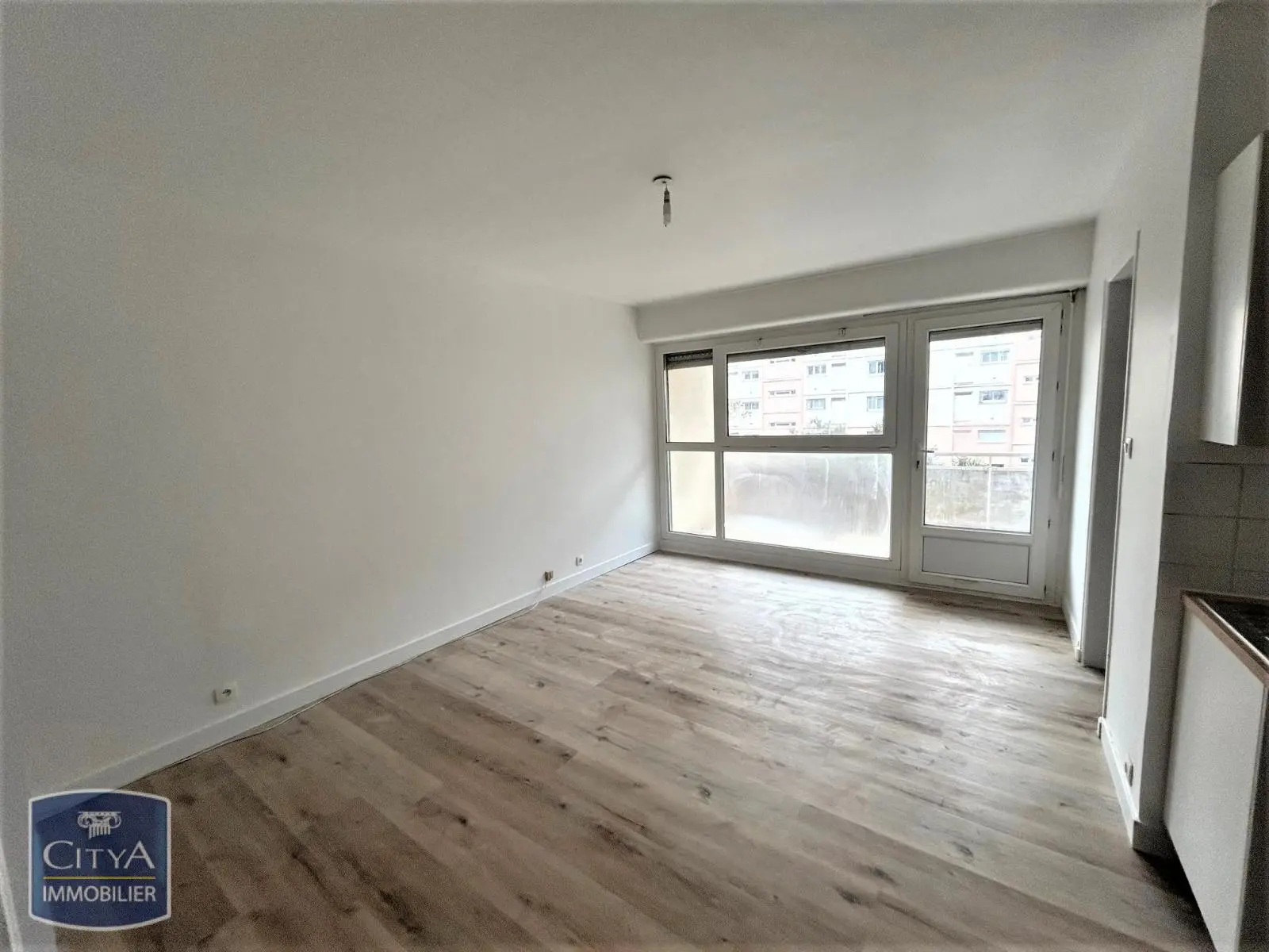 Photo 3 Appartement 1 pièce 22.57m²