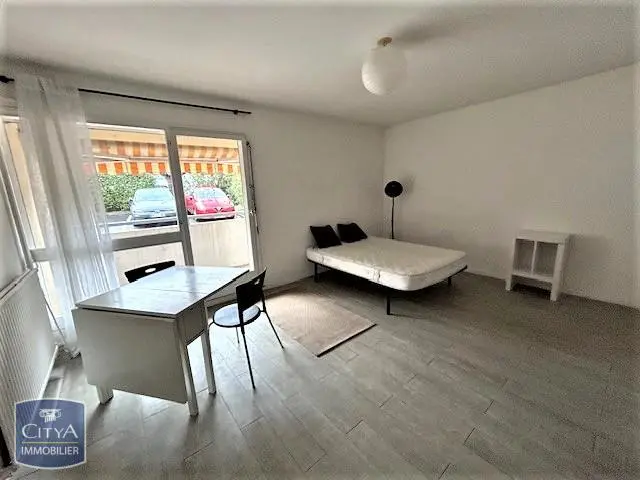 Photo 2 Appartement 1 pièce 28.6m²