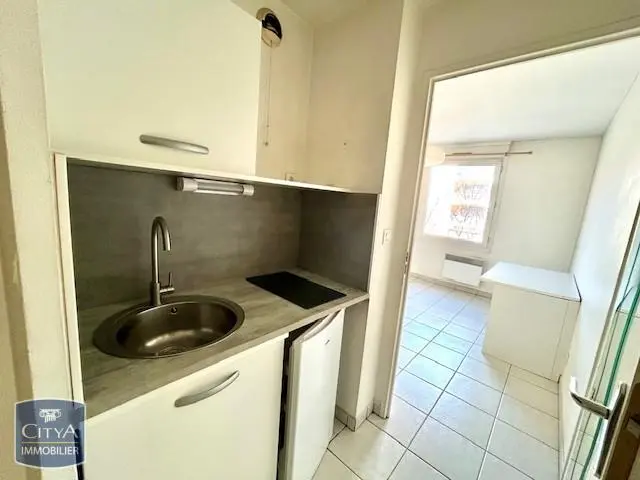 Photo 3 Appartement 1 pièce 19m²