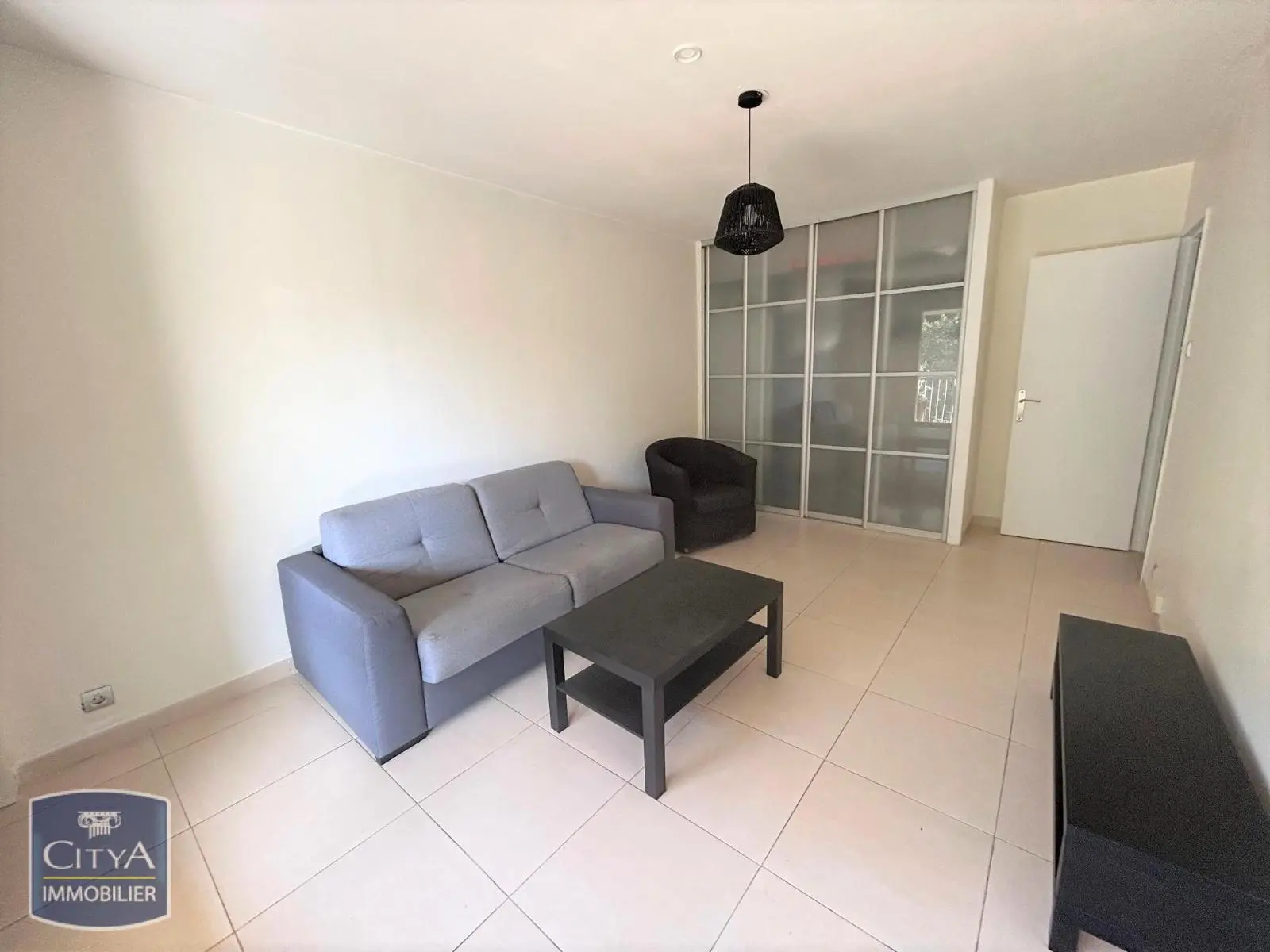 Photo 2 Appartement 1 pièce 26.66m²