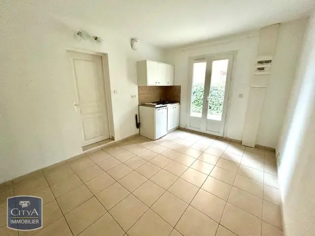 Photo 2 Appartement 1 pièce 14m²