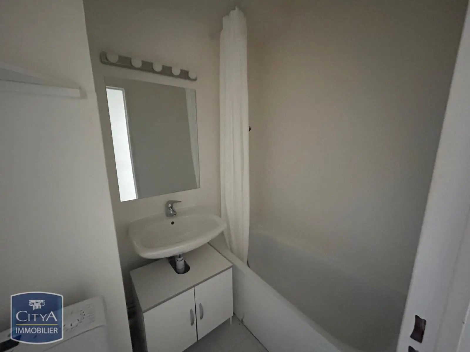 Photo 3 Appartement 1 pièce 25.2m²