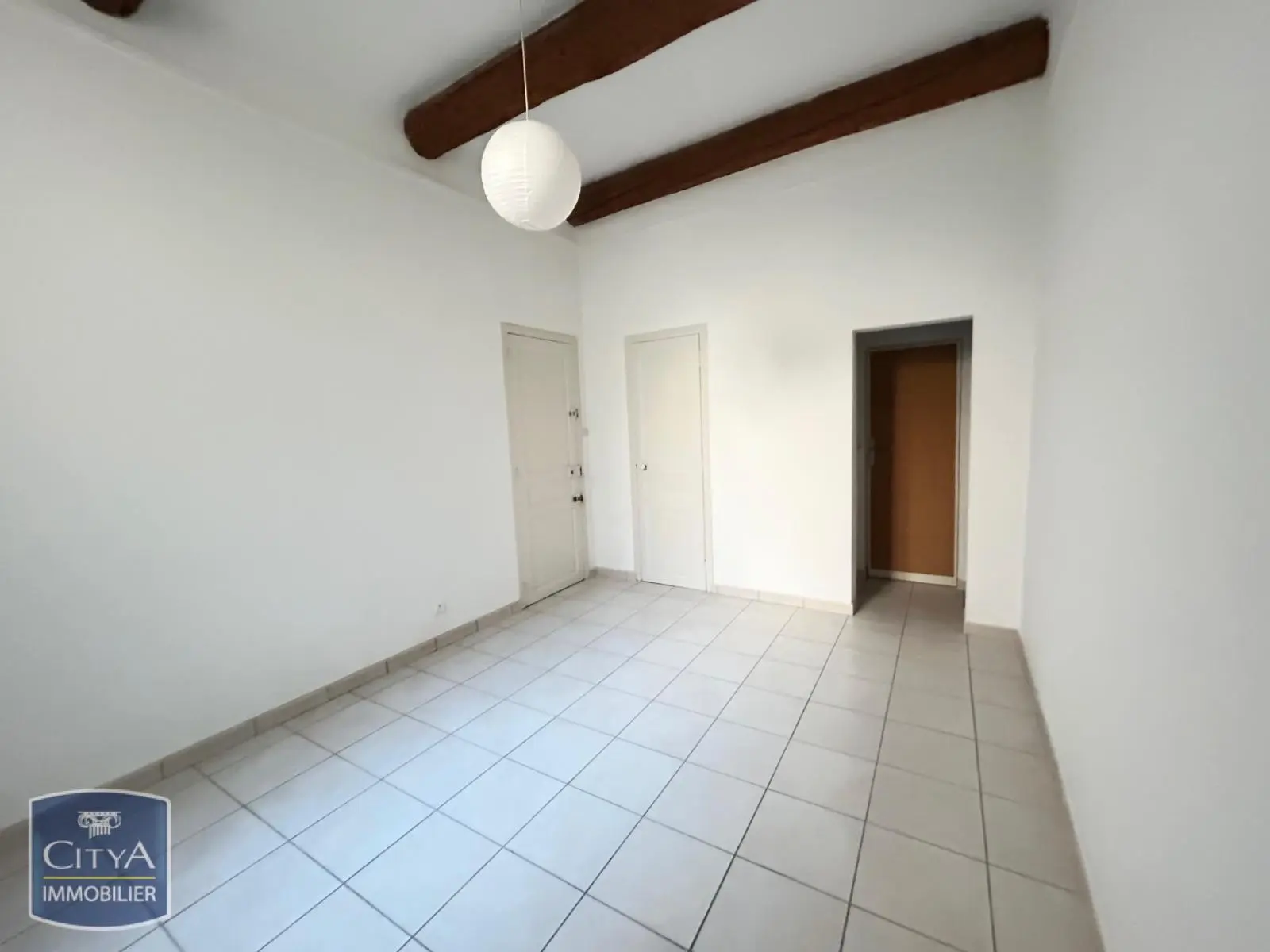 Photo 8 Local Professionnel