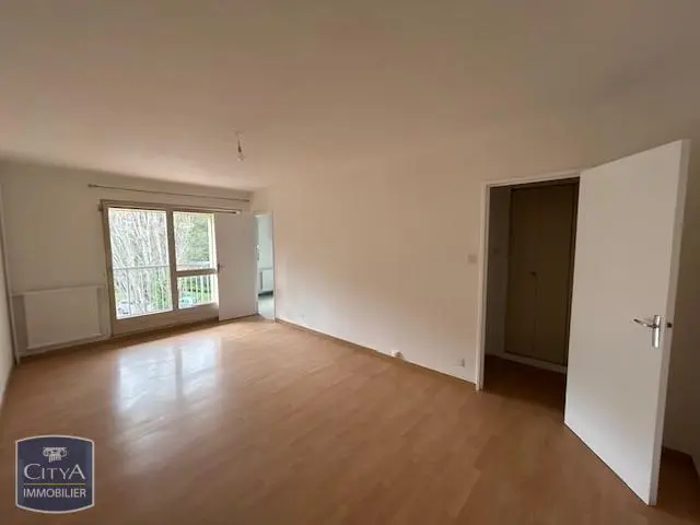 Photo 2 Appartement 1 pièce 30.35m²