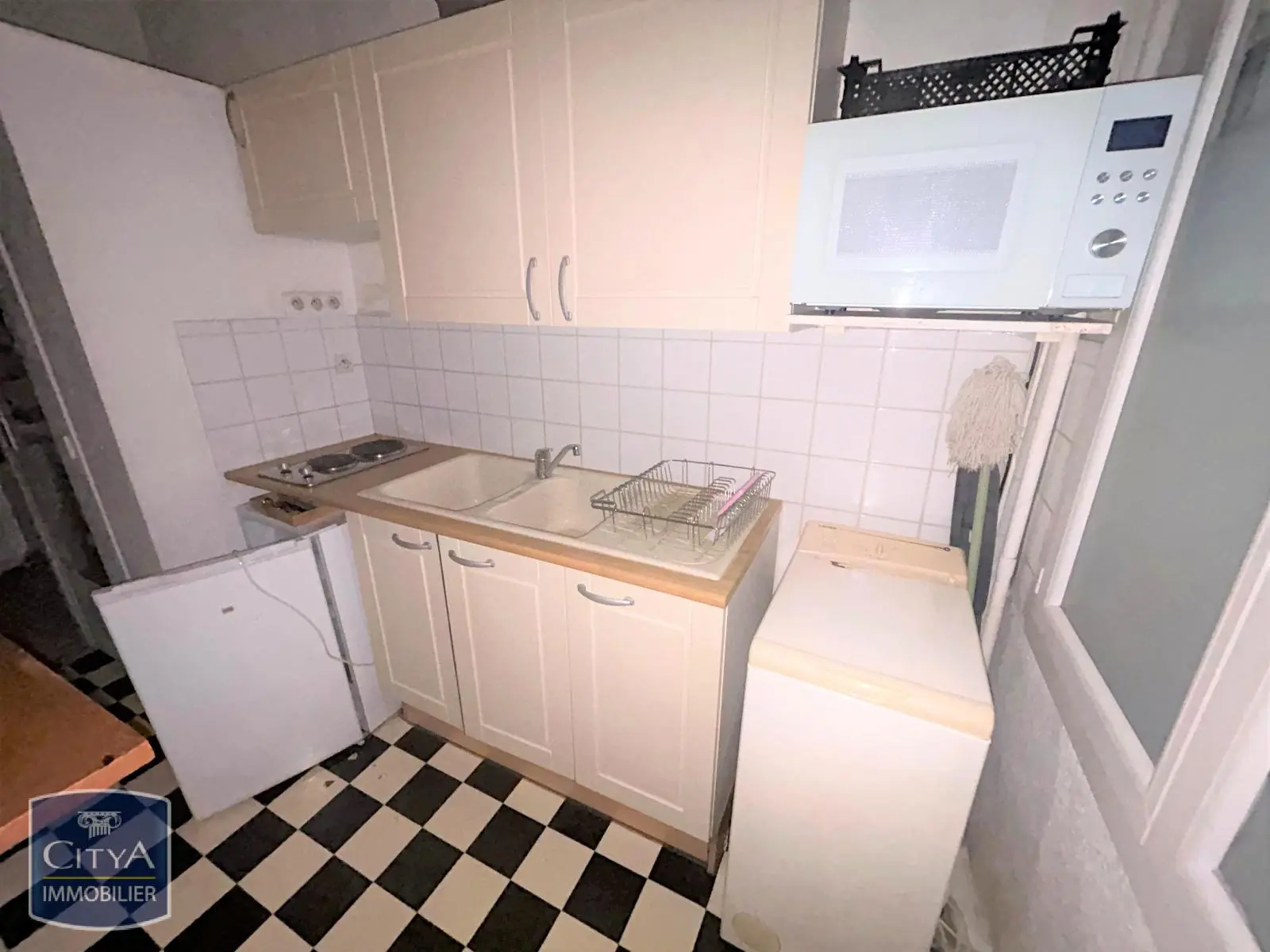 Photo 3 Appartement 1 pièce 19.69m²